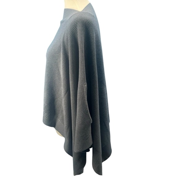 Lululemon Sweater Women One Size Gray Forward Flow Poncho Athleisure Pullover - Picture 3 of 6